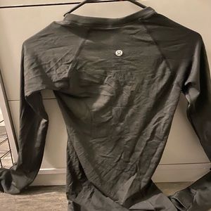 Black Lululemon long sleeve- size 2